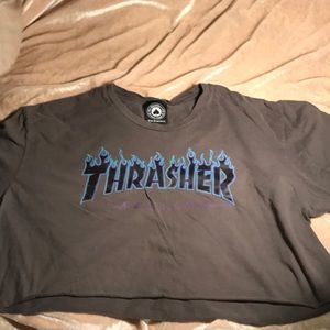Cropped, thrasher shirt